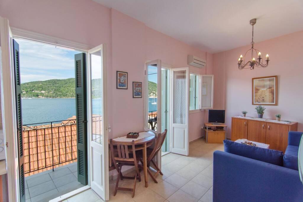 Amalia Sea View House Apartment วาธี ภายนอก รูปภาพ